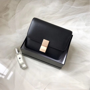 러블리 데일리 여성의류 쇼핑몰 &#039;쏭블리&#039;